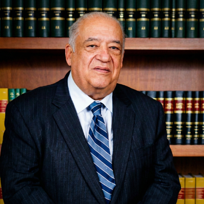 Dr. Alejandro Velez Munera
